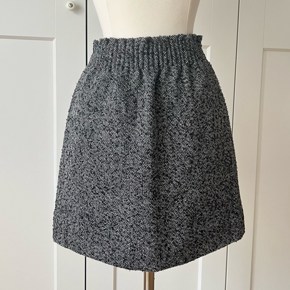 J. Crew Factory Wool blend Herringbone Mini Skirt sz. 00